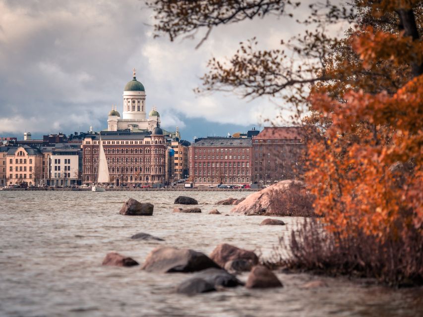 Helsinki: Small-Group Walking Tour with City Planner Guide - Meeting points and how to plan your walk