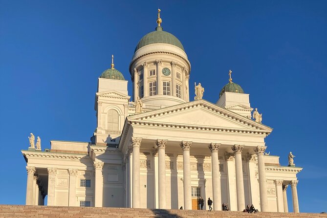Helsinki Walking Tour - Small Group - The Orthodox Cathedral curiosity: Lutheran country, Eastern landmark