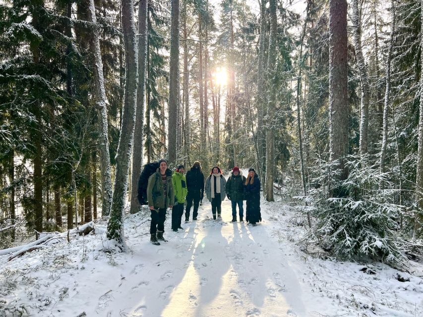Helsinki: Winter Wonderland Liesjärvi National Park Hike - Lunch in a heated hut: campfire Finnish food and pause time that matters