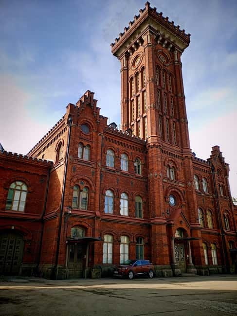 Hidden gems: The south Helsinki walk - Ullanlinna on foot: Art Nouveau streets and elegant everyday scenes