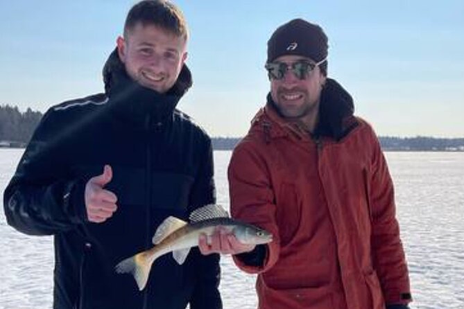 Ice fishing experience with Backpacker Helsinki Tour - David’s guiding style: what makes the day feel easy