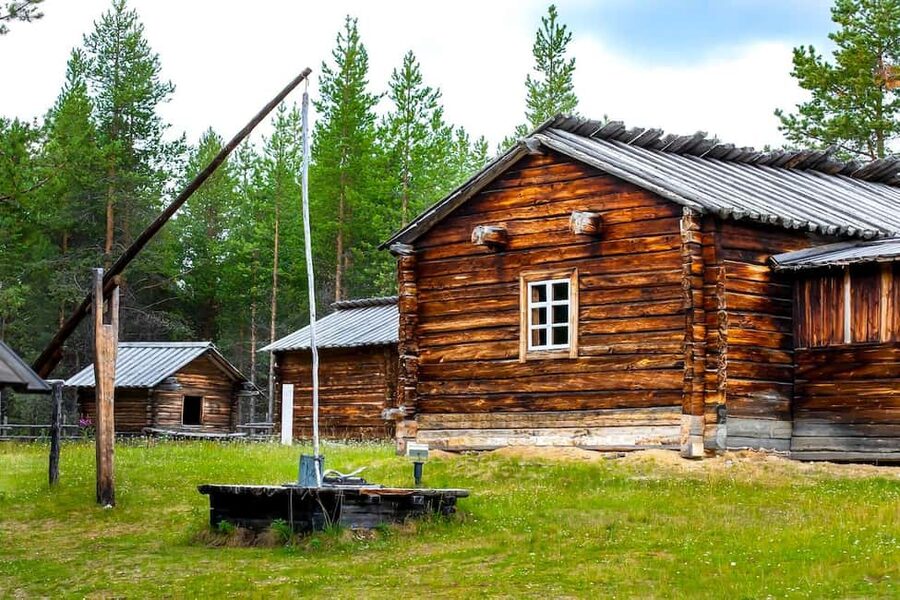 Inari: Sámi Museum Siida Ticket - Your start point: scan at the upper-floor gate
