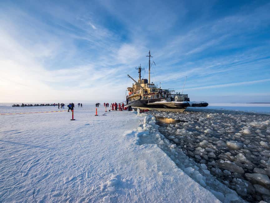 Kemi: Icebreaker Sampo Cruise with Ice Floating - SnowCastle of Kemi: included exhibitions and a real break