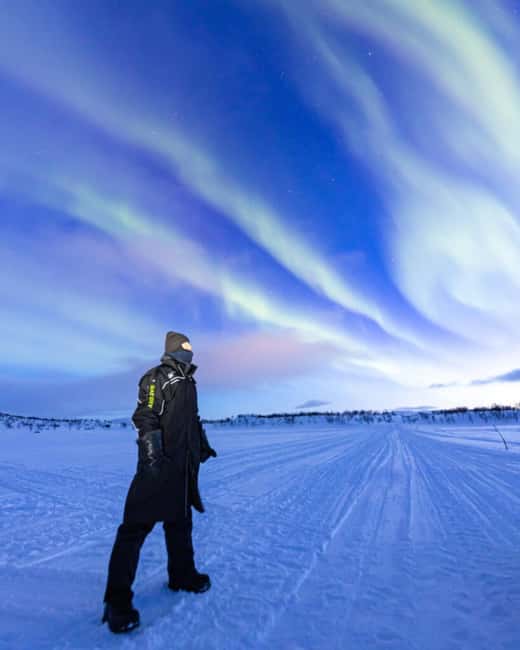 Kilpisjärvi: Northern Lights Snowmobile Tour with Photos - The 3-hour flow, from Kilpissafarit to campfire aurora time
