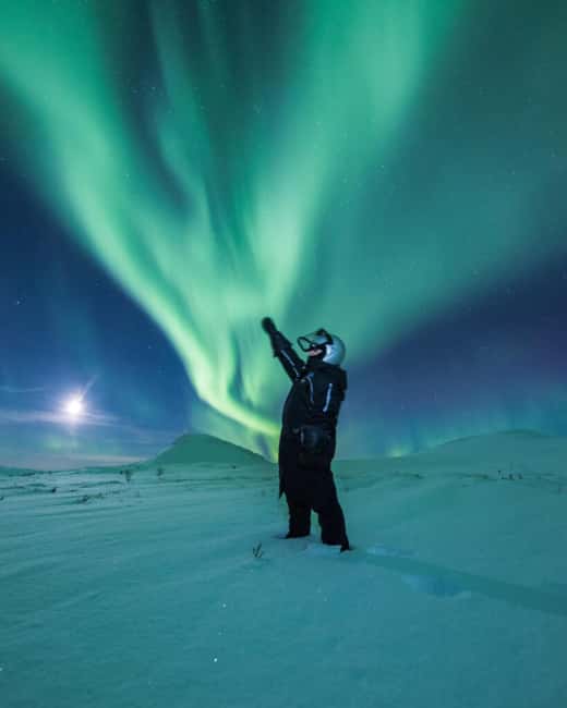 Kilpisjärvi: Northern Lights Snowmobile Tour with Photos - Who this northern lights snowmobile tour is best for