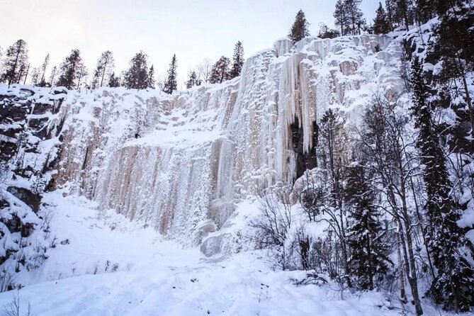 Korouoma canyon national park & frozen waterfalls with BBQ - The 5 km loop hike: pace, distance, and what to watch for