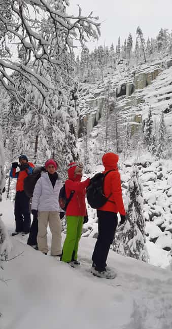 Korouoma Frozen Waterfalls - A Fairy Loop Hike at Canyon - Gear tips for cold easy hiking, plus photo strategy