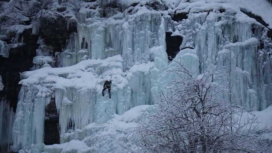 Korouoma Frozen Waterfalls - A Fairy Loop Hike at Canyon - Frozen waterfalls: what you see at the biggest three and the smaller falls