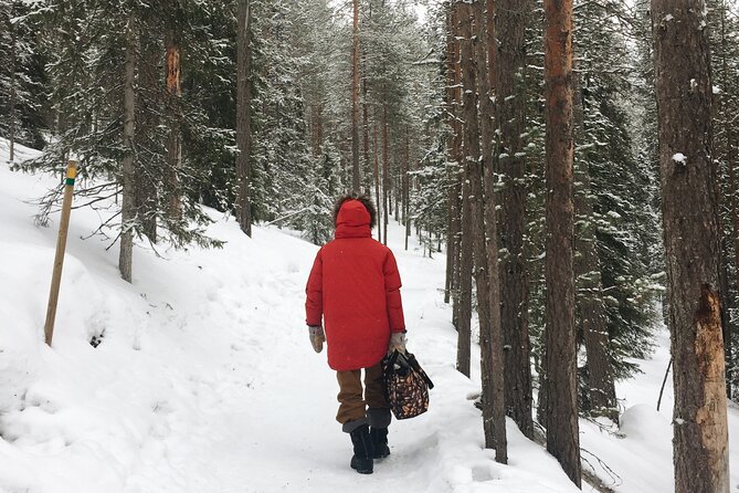 Korouoma national park and frozen waterfalls hiking tour - What to wear and bring: the boots issue is real