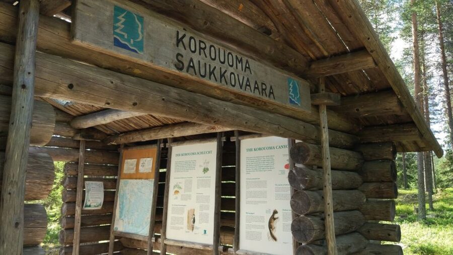 Korouoma National Park Guided Hike with Snacks - Getting from Rovaniemi to the trail, and why the ride is part of the day