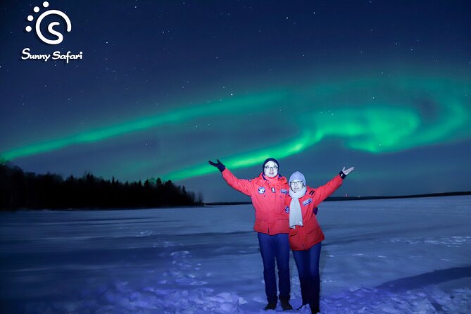 Lakeside Aurora’s Paparazzi Photography - Timing Tips: Meeting Point, Waiting in the Dark, and Staying Ready