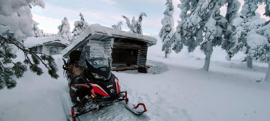 Lapland: Private Snowmobile Safari with arctic Local Guide - Luosto Private Snowmobile Safari, designed around real people