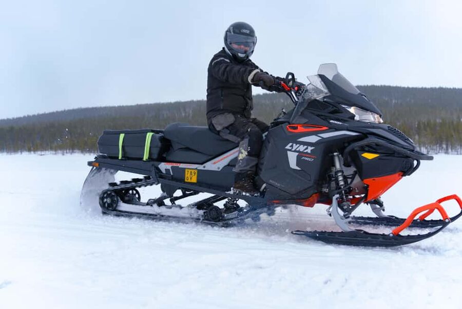 Levi: 2.5-Hour Snowmobile Safari (option to buy 360 video) - What your 2 hours on snowmobiles actually feels like
