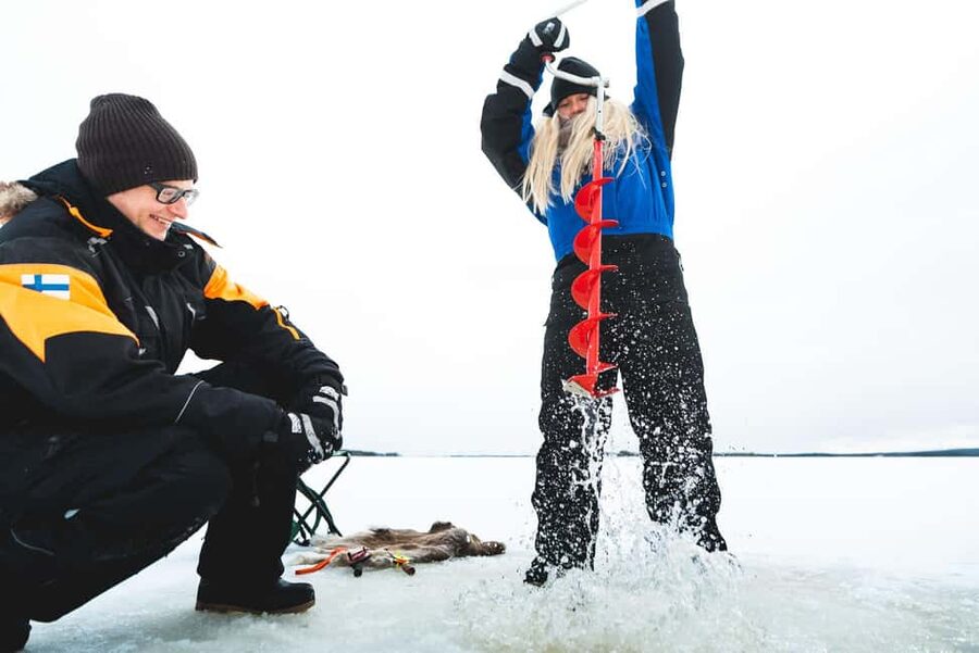 Levi: A fun Ice Fishing Experience in Levi, 3 HOURS - What You Wear on the Ice: Thermal Clothing Makes This Tour Work