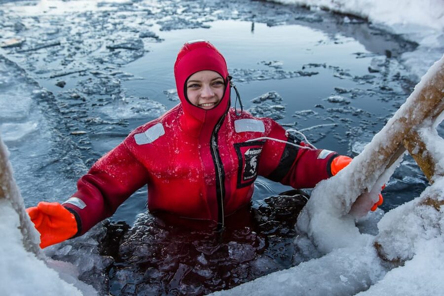 Levi: Arctic Ice Floating Adventure - Levi logistics: meeting point, transfer time, and timing that matters