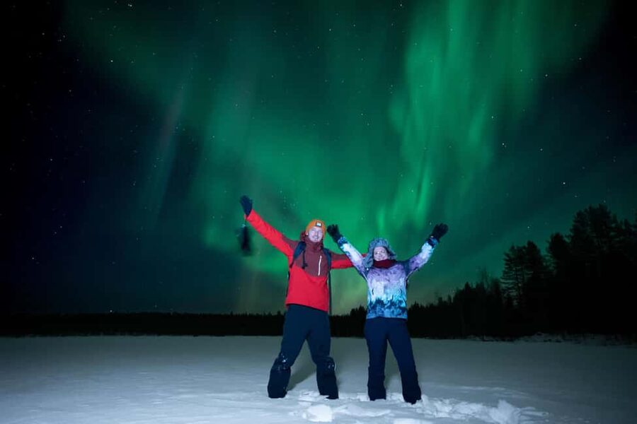 Levi: Best & Original Northern Lights Hunting & photography - The first secret stop: a 45-minute walk and photo time