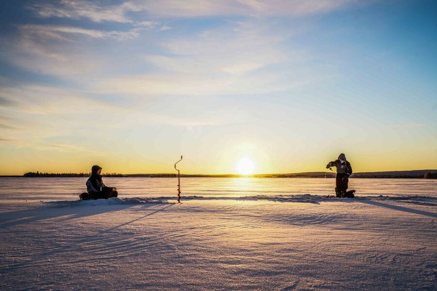 Levi: Ice Fishing on a Frozen Lake - Learning Ice Fishing Basics on a One-Meter Layer of Ice