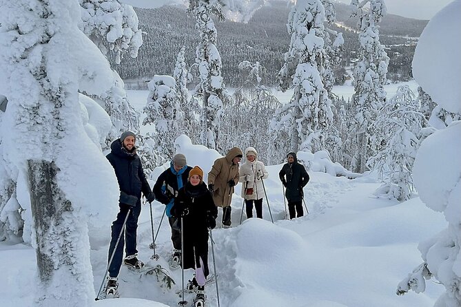 Levi: Lakeside forest snowshoeing - Small-group comfort and the value of a tight schedule