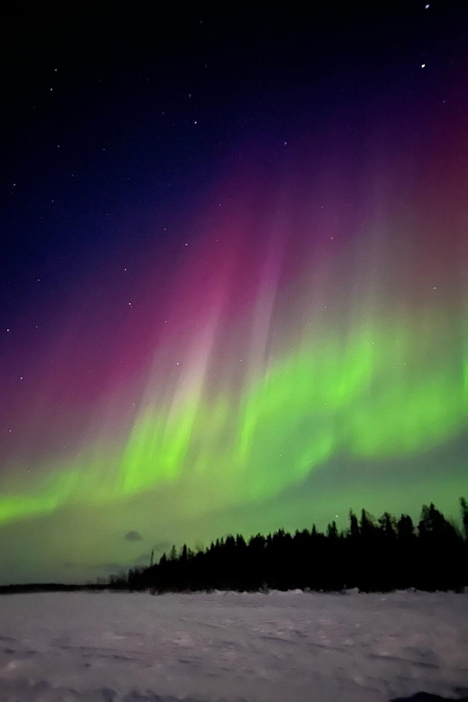 Levi: Northern Lights in Peace and Privacy - by Private Lake - Leaving Levi behind: the 40 km wilderness run at 9 pm