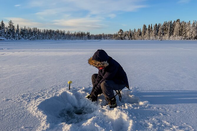Levi: Small group ice fishing experience - How the time adds up: 2 hours 30 minutes without rushing