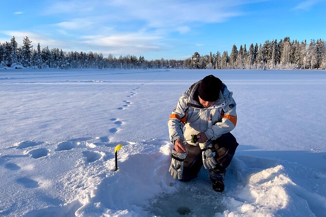 Levi: Small group ice fishing experience - From Levi Tourist Office to the frozen lake spot