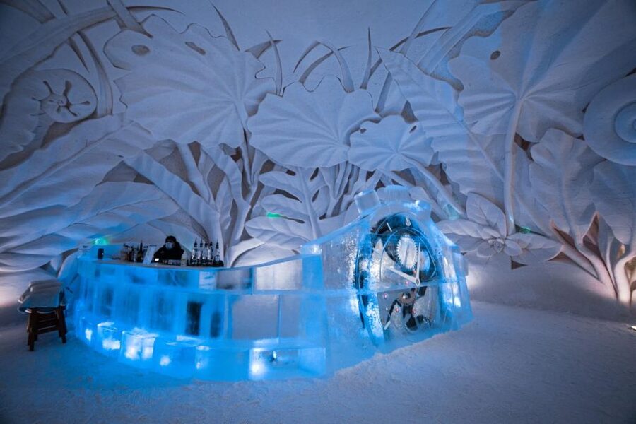Levi: Snow Village Guided Tour - Who this Snow Village guided tour suits best