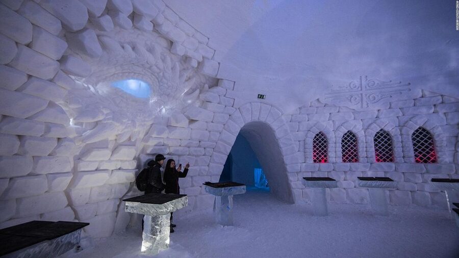 Levi: Snow Village Guided Tour - Ice Hotel and Chapel: what to focus on when you arrive