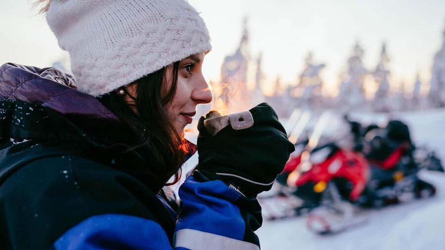 Levi: Snowmobile Safari to the Levi Nature - Getting to the ride: meeting point, van transfer, and what it feels like