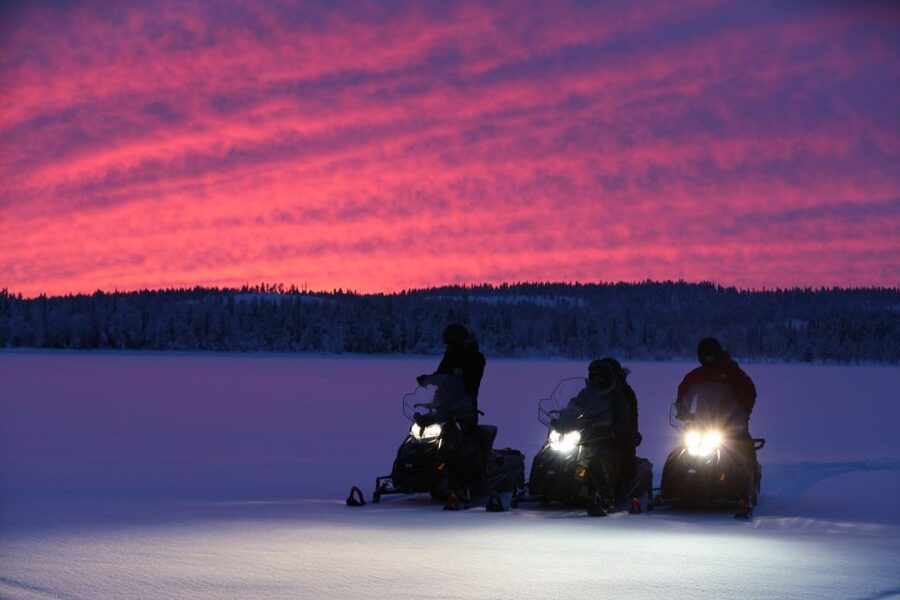 Levi: Snowmobile Tour to Snow Village - Lunch Break Reality: Buffet Lunch, Soup, and How to Time Your Appetite