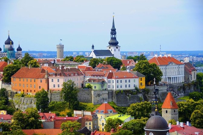 Luxury Day Trip to Tallinn with superior cabin VIP guide and lavish buffet - Key Highlights Worth Your Time