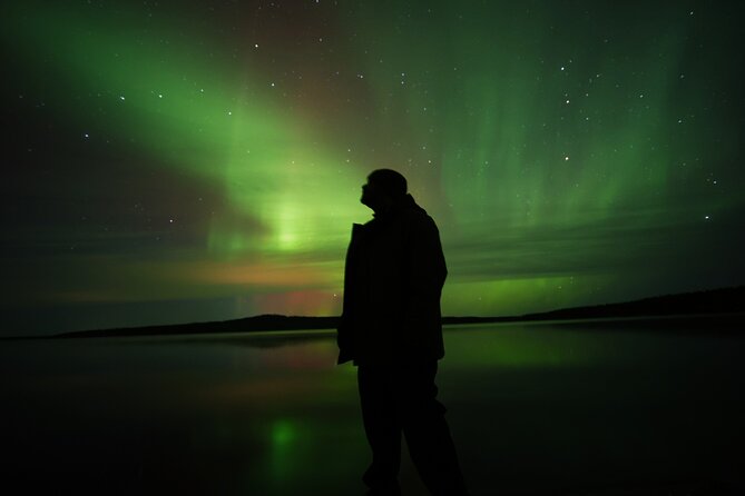 Magical Northern Lights Photography Experience - The best kind of group: max 56 and the feel of the night