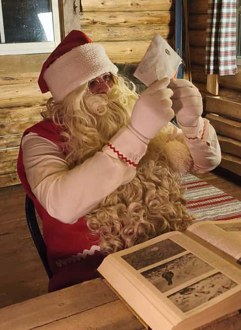 Meet Santa Claus in his magical forest of Sonka Lapland (Rovaniemi) - Santa’s Hut Meeting: Your Private Chat for About 10 Minutes