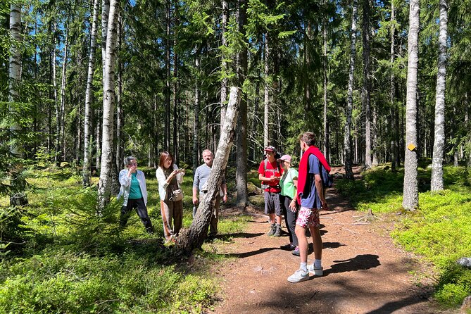 National Park Hike & Finnish Smoke Sauna Experience with Campfire Lunch - What to bring for a smooth sauna day (and a better cold plunge)