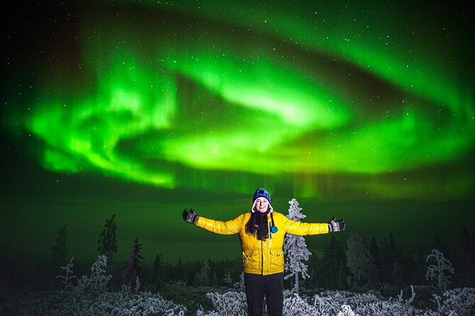 Night Snowshoeing Adventure under the Northern Lights - Chasing the Northern Lights Without Losing Your Head