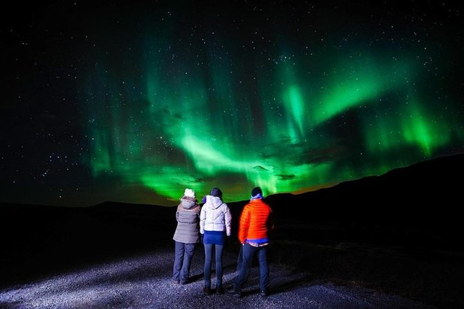 Northern Lights Hunt Including Snacks on Campfire from Levi - National park access that saves you from extra steps