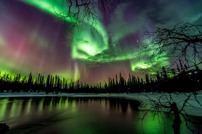 Northern Lights Hunt Including Snacks on Campfire from Rovaniemi - Getting Away From City Glow: The Secret Dark-Sky Drive