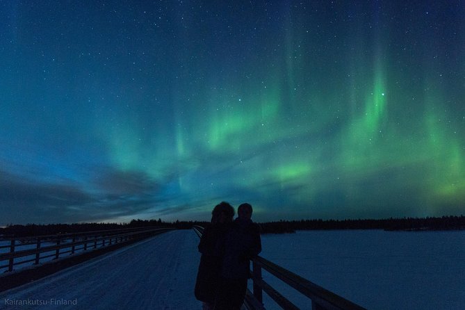 Northern lights hunting with car - Door-to-Door Transport, But Also One Less Planning Headache