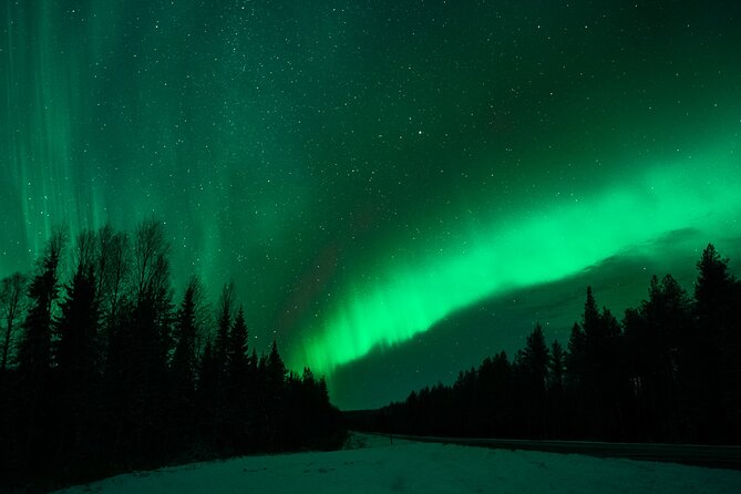 Northern Lights Rovaniemi: Guaranteed Viewing & Unlimited Mileage - Guaranteed viewing, explained without the fairy dust