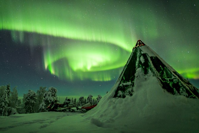 Northern Lights Snowmobile Sleigh Ride - Price, timing, and the real odds of seeing the lights