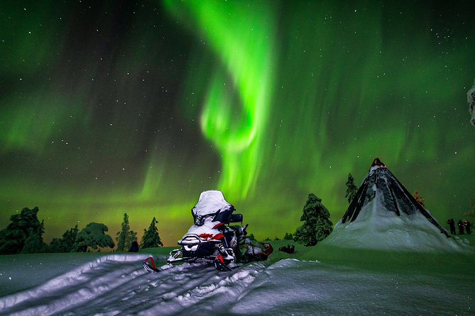 Northern Lights Snowmobile Sleigh Ride - What kind of traveler should book this?