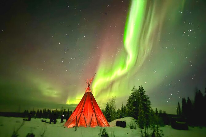 Northern Lights Tour At The Campfire - Campfire hut time: the warm payoff that makes the wait worth it