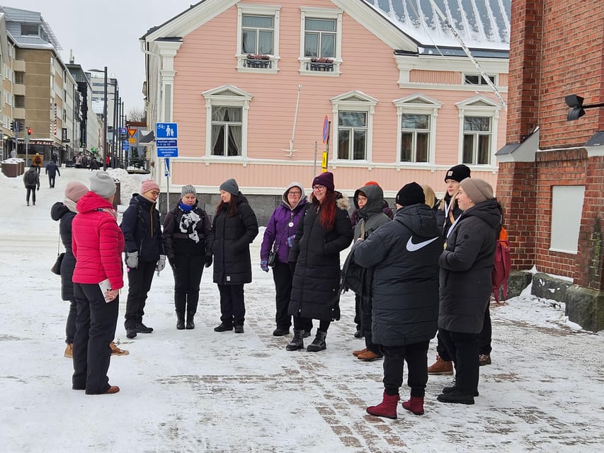 Oulu: City Tour - Walking toward the river and sea: history you can sense