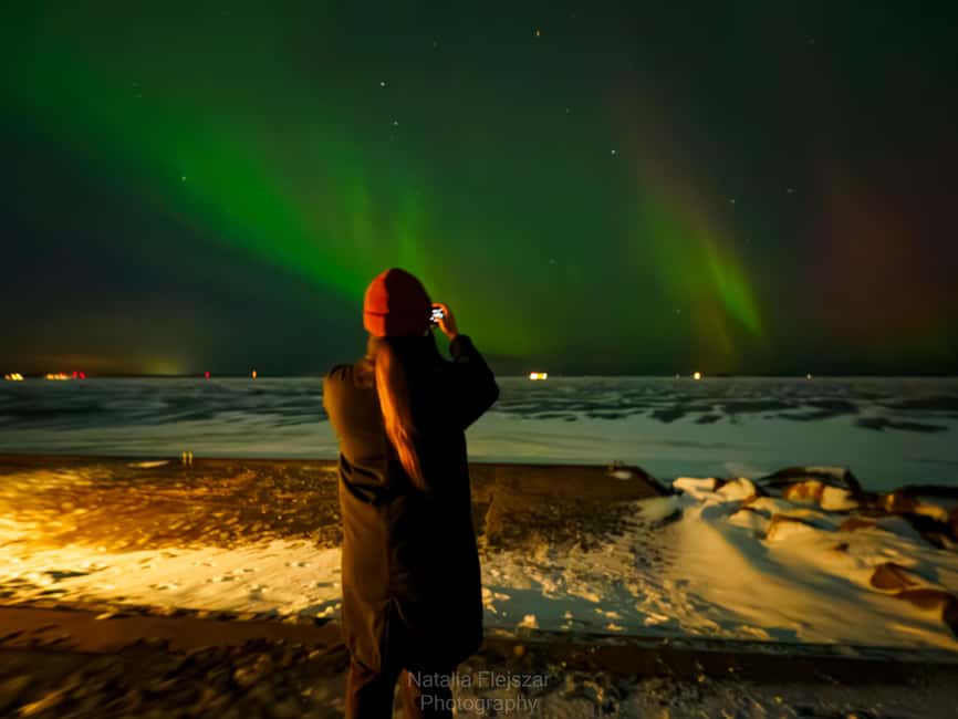 Oulu: Guided Night Walking Tour with Northern Lights Hunting - A guided Northern Lights walk makes Oulu feel close, not random