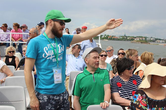 Private Custom Helsinki Tour - Getting started at 12:00 pm: meeting point and pickup reality
