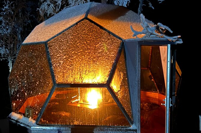 PRIVATE Party dinner in a Glass Igloo Under Northern Lights - A Real Northern Lights Hunt, Not Just a Guess