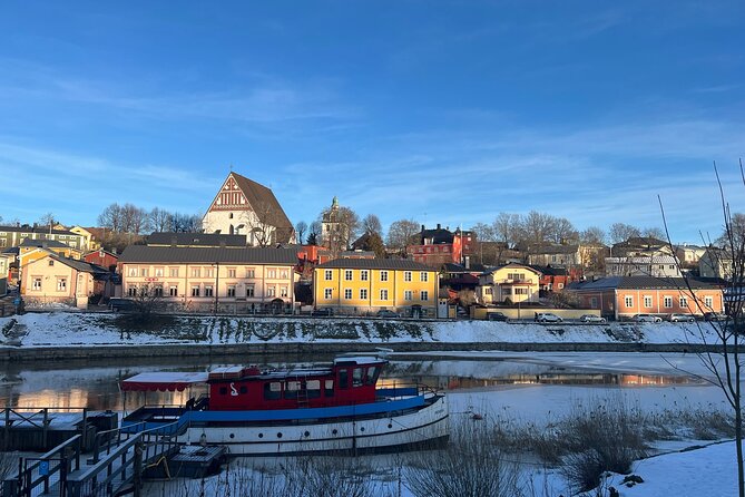 Private Porvoo Tour by Car from Helsinki or Airport - Door-to-door pickup, timing, and fitting Porvoo into 4 hours