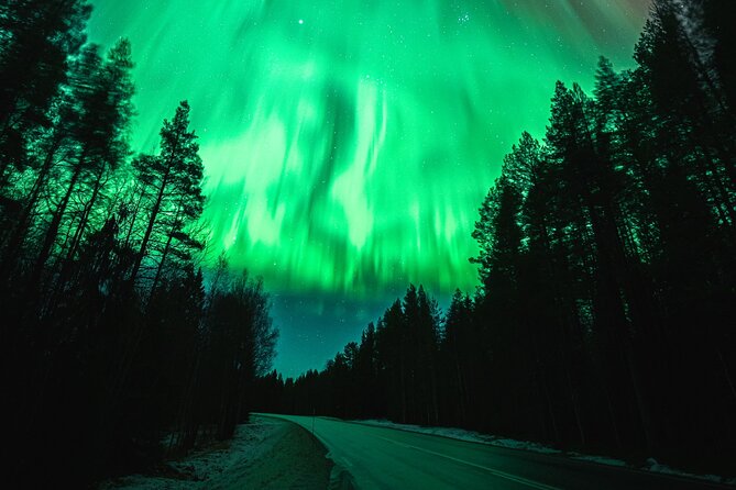 Pyhä-Luosto Northern Lights Adventure with Aurora Viewing - Stop 3: The final aurora spot, picked for tonight, not a script