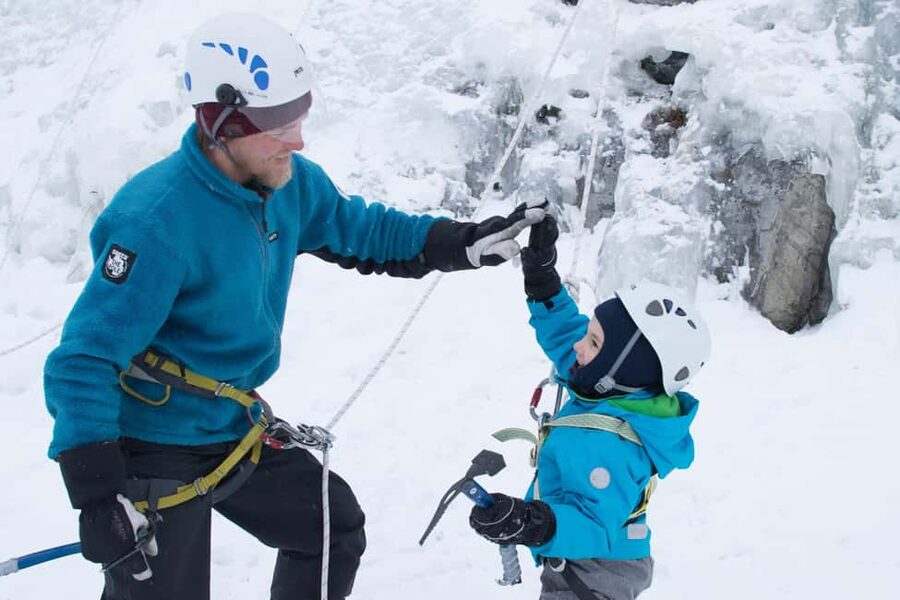 Pyhätunturi: Kid's Ice Climbing Adventure in Finnish Lapland - Key Things That Make This Climbing Adventure Work