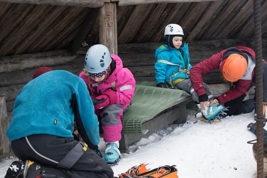 Pyhätunturi: Kid's Ice Climbing Adventure in Finnish Lapland - Kid-Friendly Ice Climbing: Holds, Belay Control, and Optional Tools