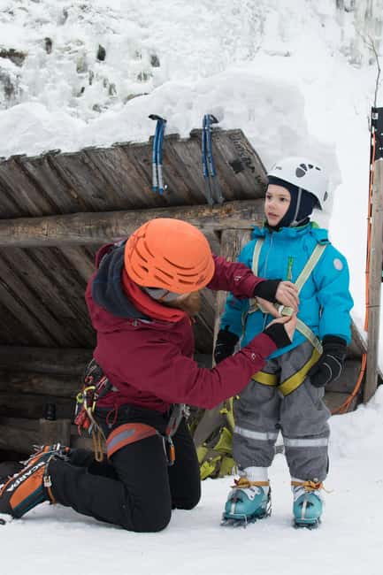 Pyhätunturi: Kid's Ice Climbing Adventure in Finnish Lapland - Warm Breaks in the Lavvu and the Stories That Keep Kids Engaged
